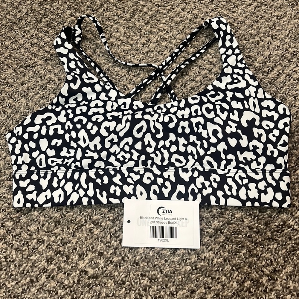 Zyia medium support workout bra